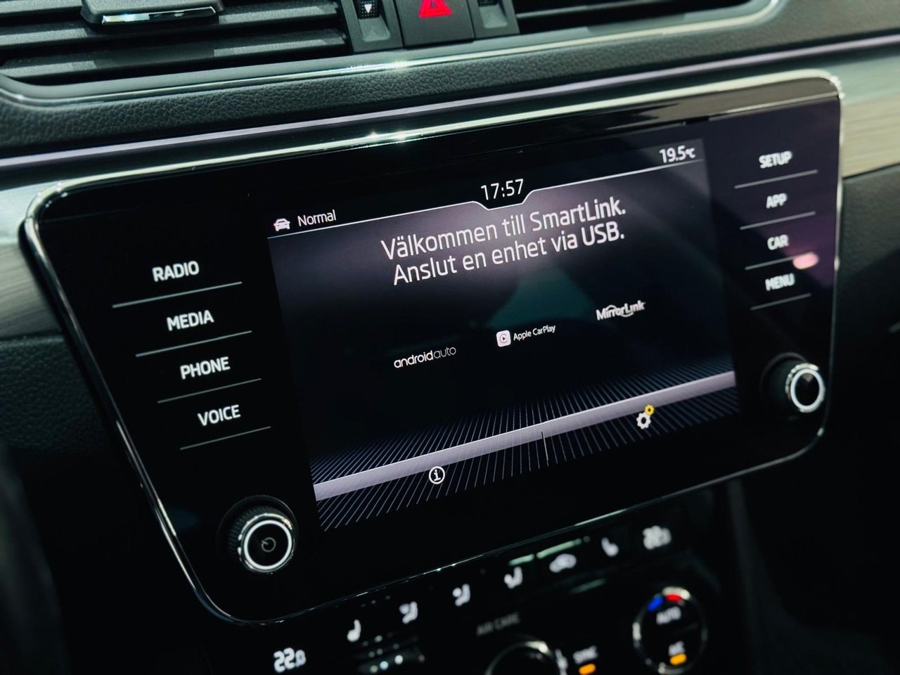 Škoda Superb Kombi 2.0 TDI DSG Sekventiell, 150hk, 2018