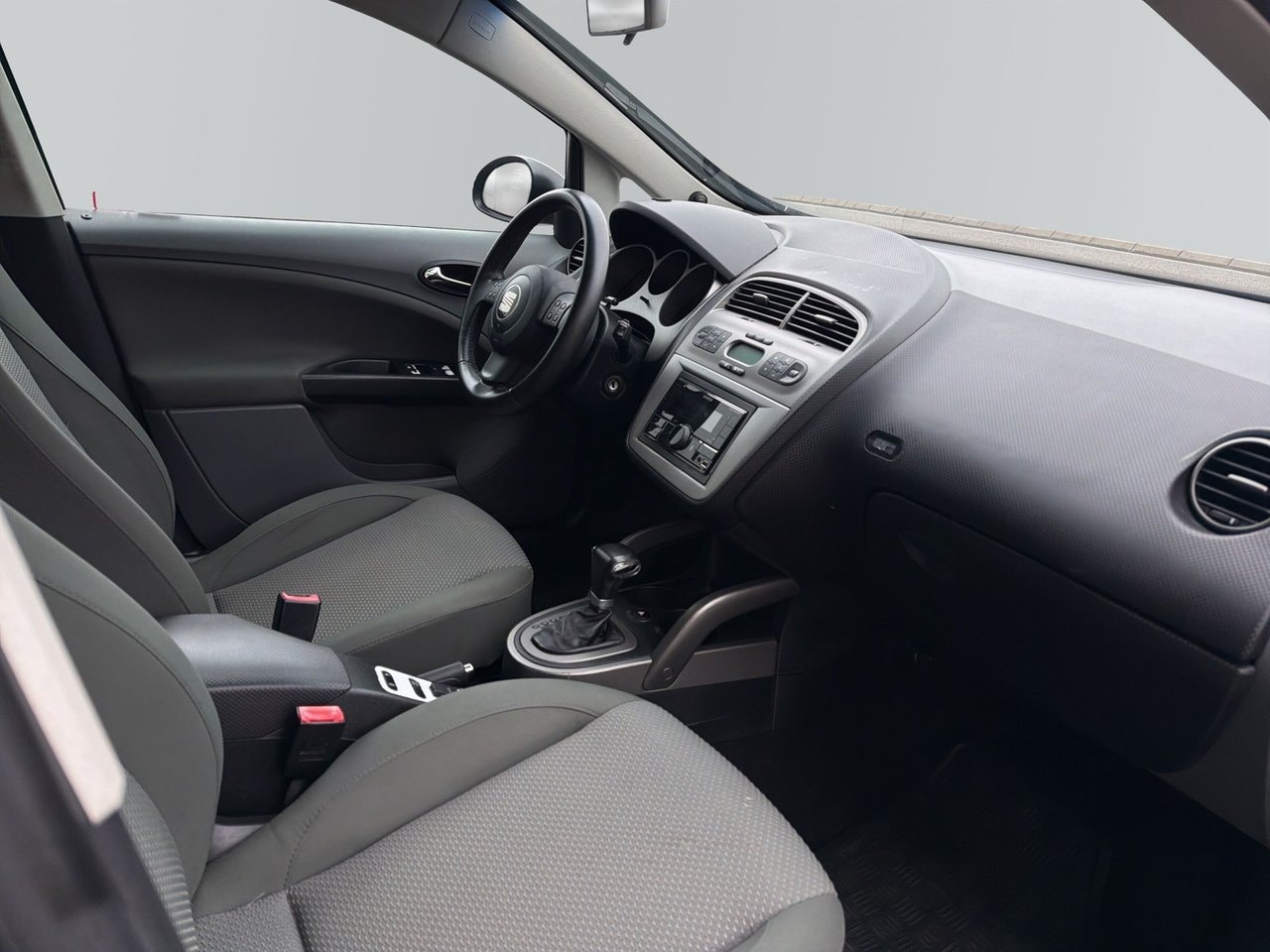 SEAT Altea 2.0 FSI Automatic, 6-trins, 150ps, 2005