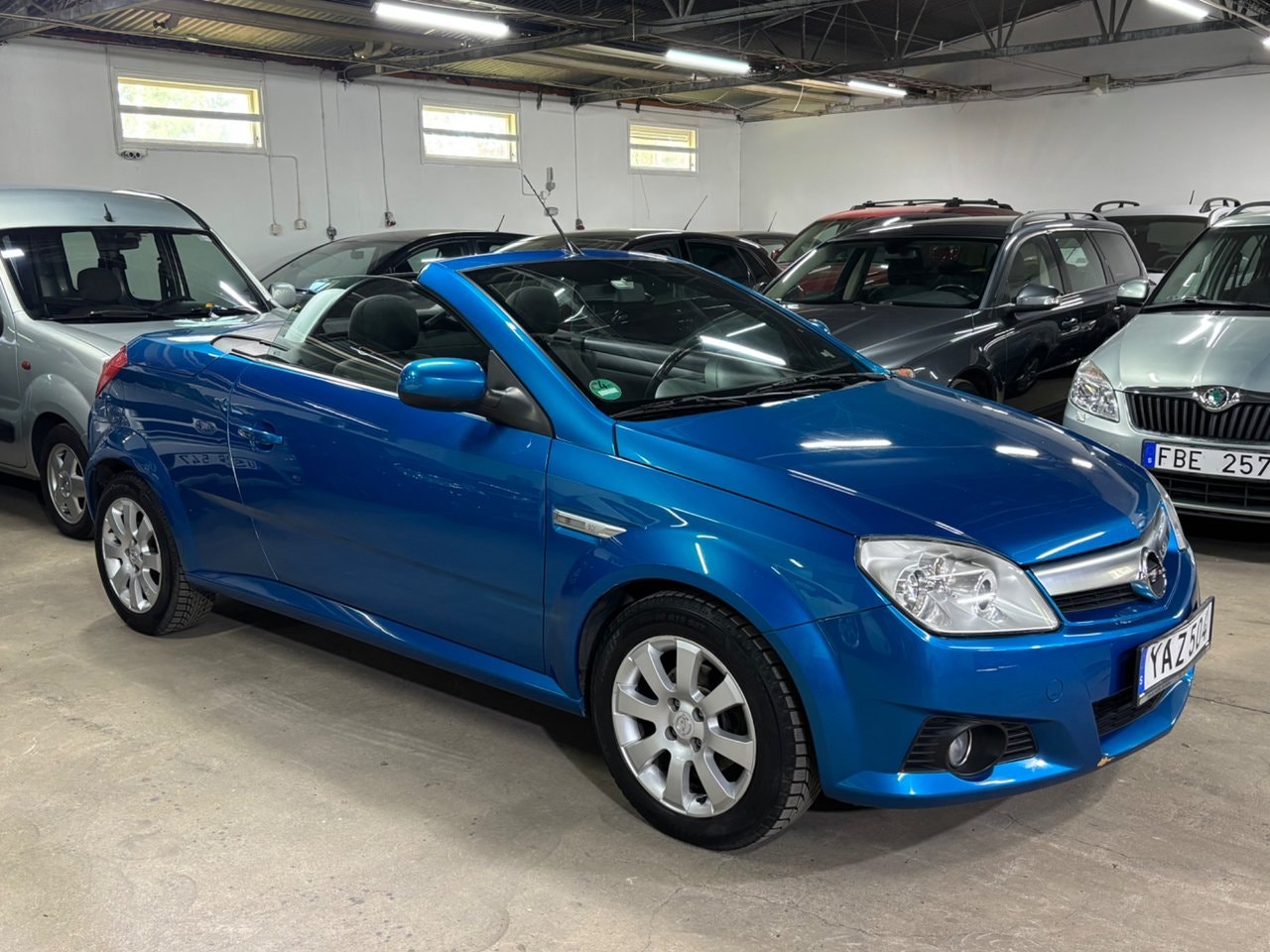 Opel Tigra TwinTop 1.4 Twinport Manual, 5-trins, 90ps, 2005