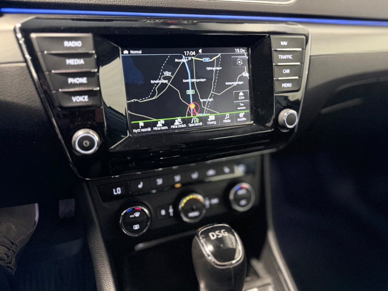 Škoda Superb Kombi 2.0 TDI DSG Sekventiell, 150hk, 2016