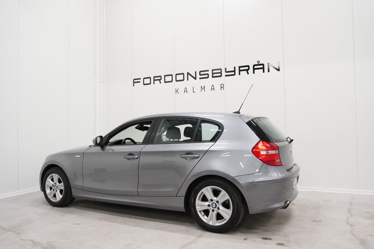 BMW 116i 5-dørs Manuell, 6-trinn, 122hk, 2011