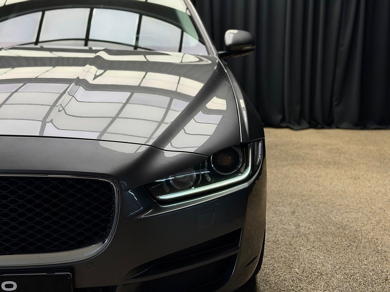 Jaguar XE E-Performance Automatic, 8-trins, 163ps, 2016