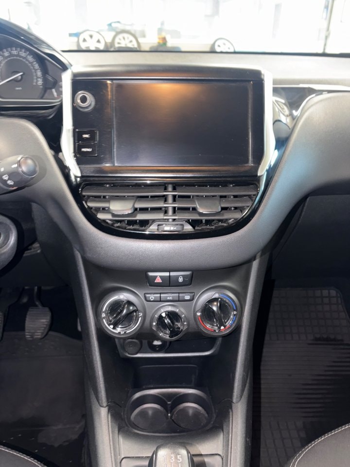 Peugeot 208 5-dörrar 1.2 PureTech 82 Manuell, 82hk, 2017