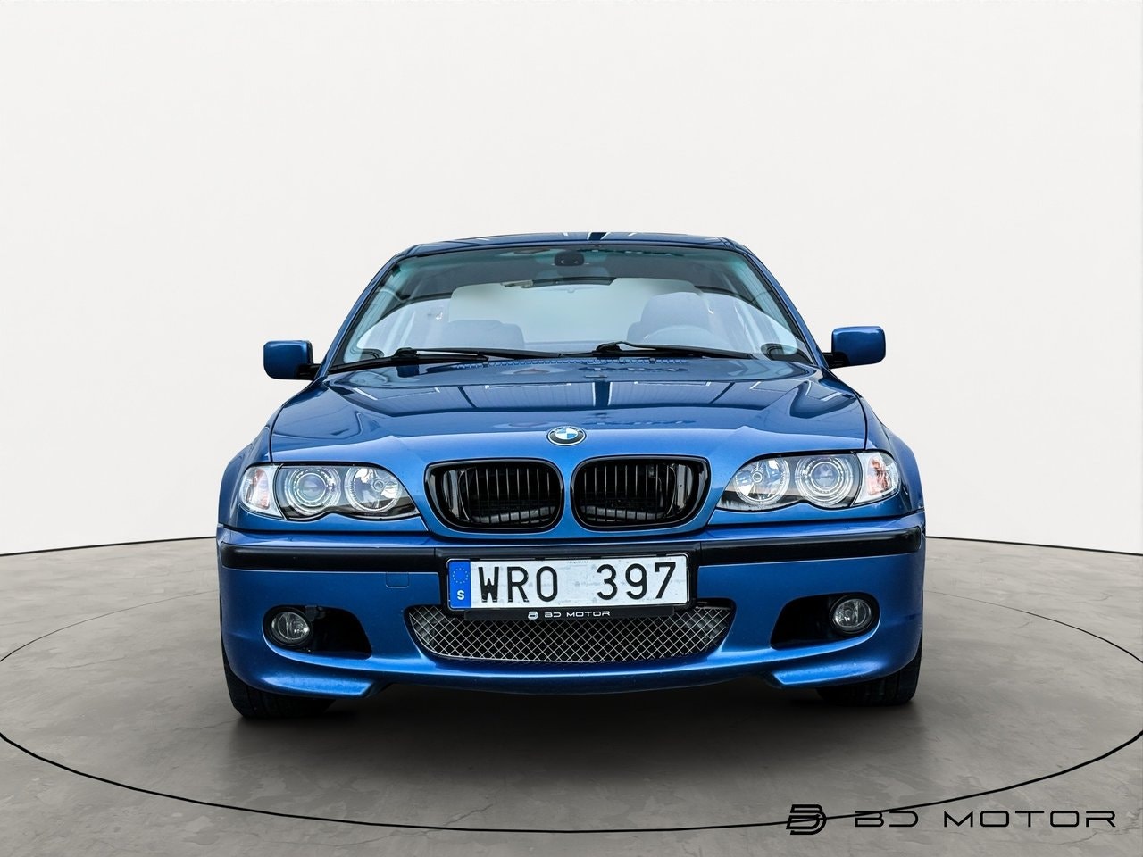 BMW 330i Sedan Automatic, 231hp, 2003