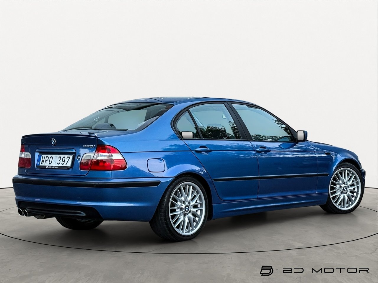 BMW 330i Sedan Automatic, 231hp, 2003