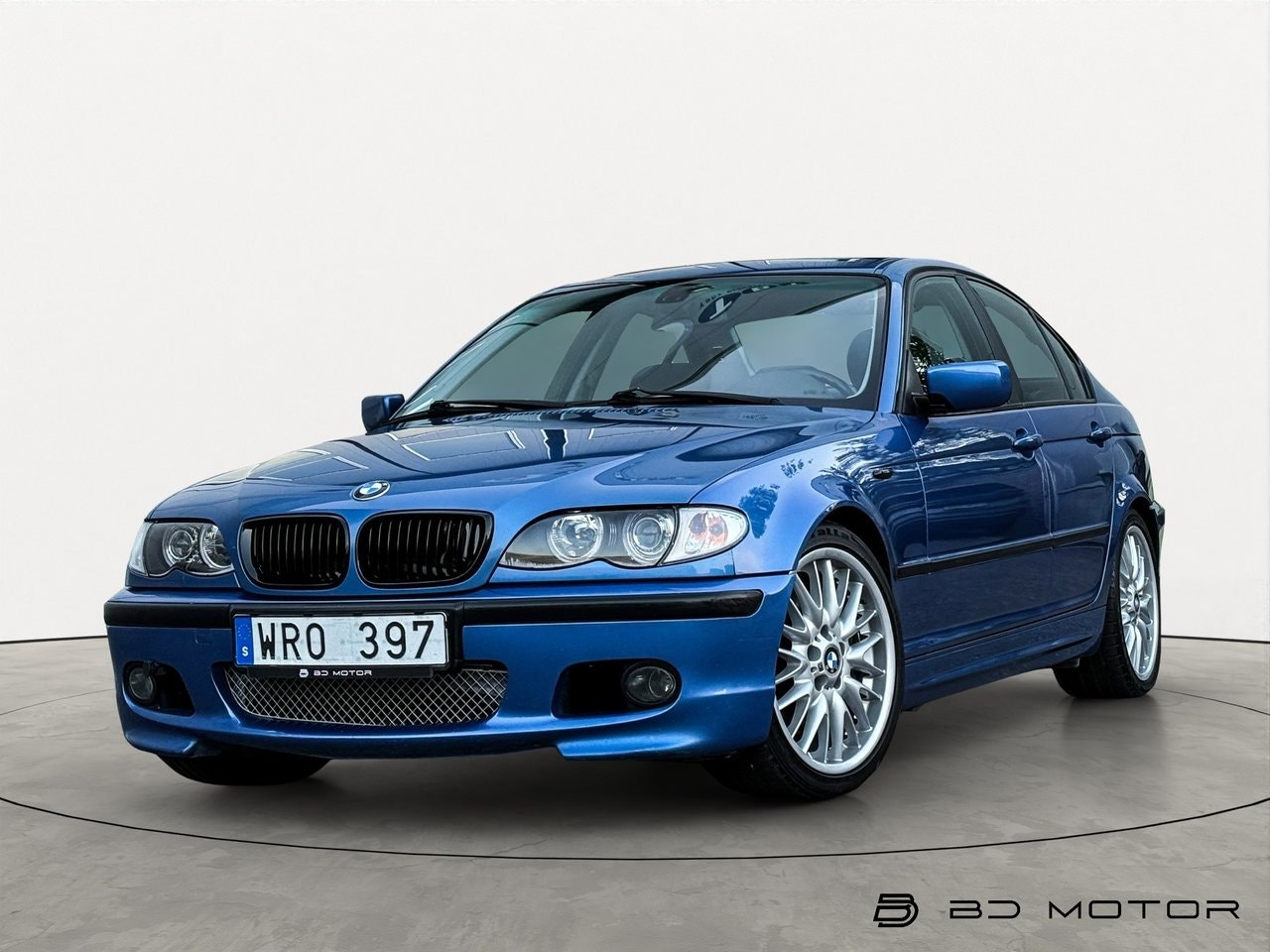 BMW 330i Sedan Automatic, 231hp, 2003