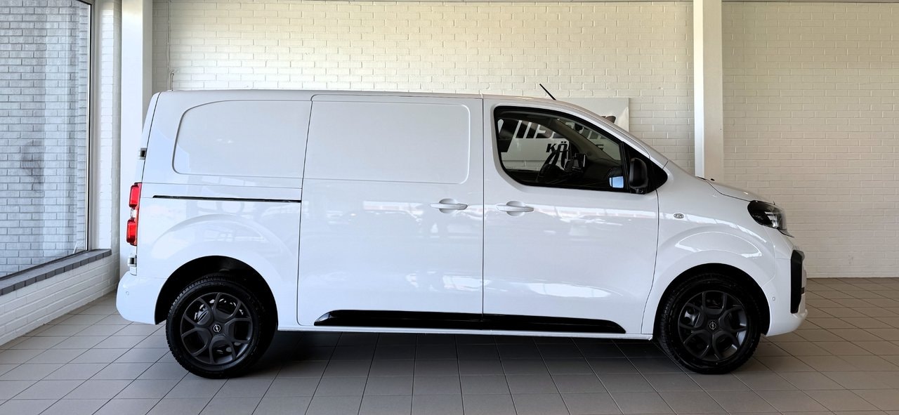 Opel Vivaro-e 75 Panel Van, 136ps, 2025
