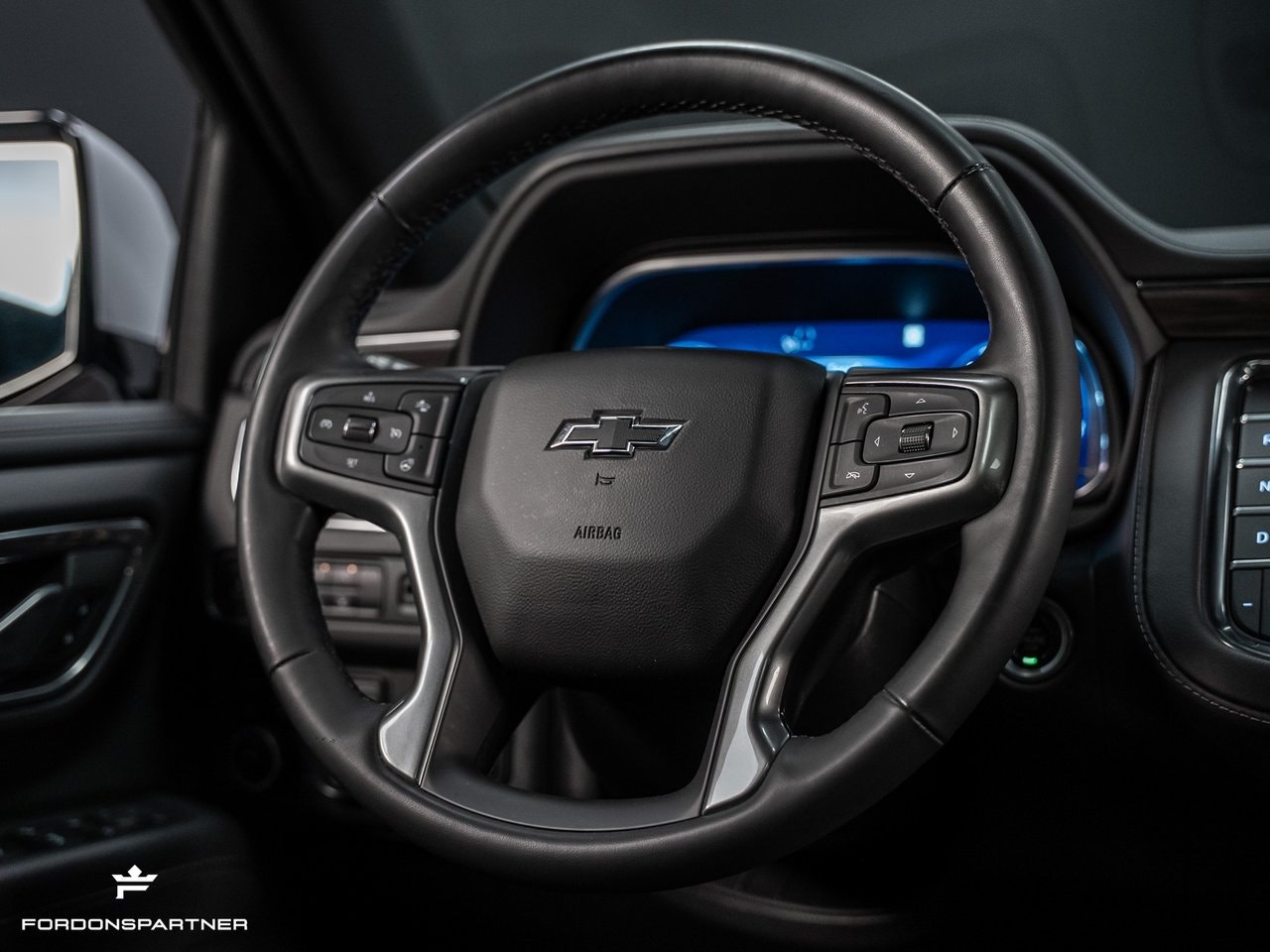 Chevrolet Suburban 5.3 V8 4WD Hydra-Matic, 360hp, 2023