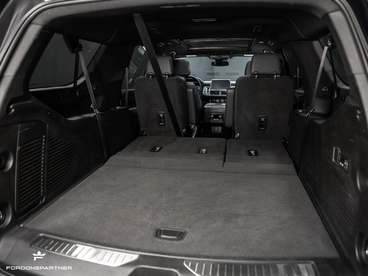 Chevrolet Suburban 5.3 V8 4WD Hydra-Matic, 360hp, 2023