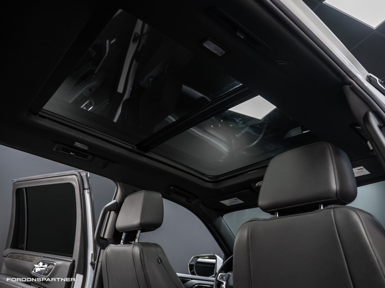 Chevrolet Suburban 5.3 V8 4WD Hydra-Matic, 360hp, 2023