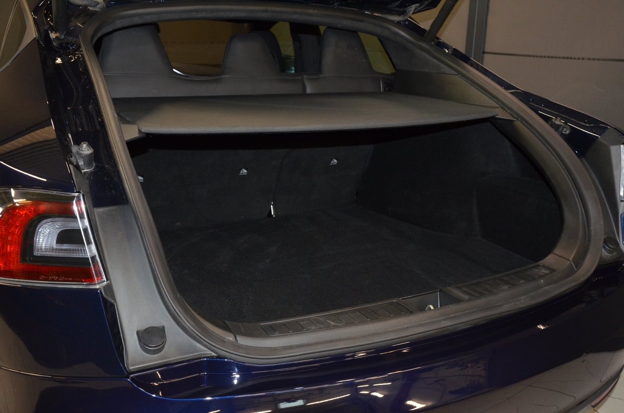 Tesla Model S P85D, 511hk, 2015