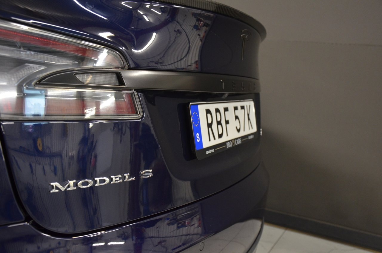 Tesla Model S P85D, 511hk, 2015