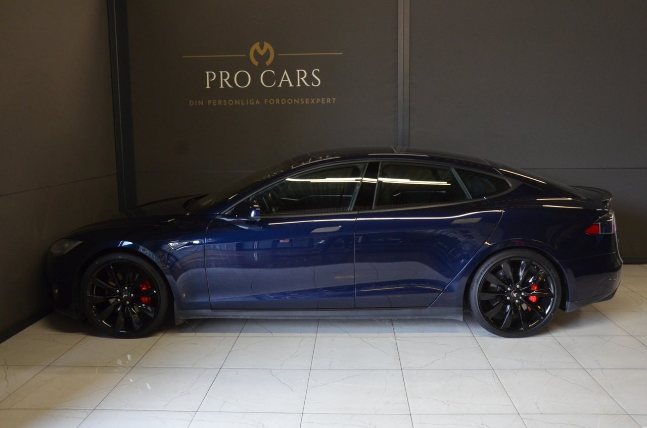 Tesla Model S P85D, 511hk, 2015