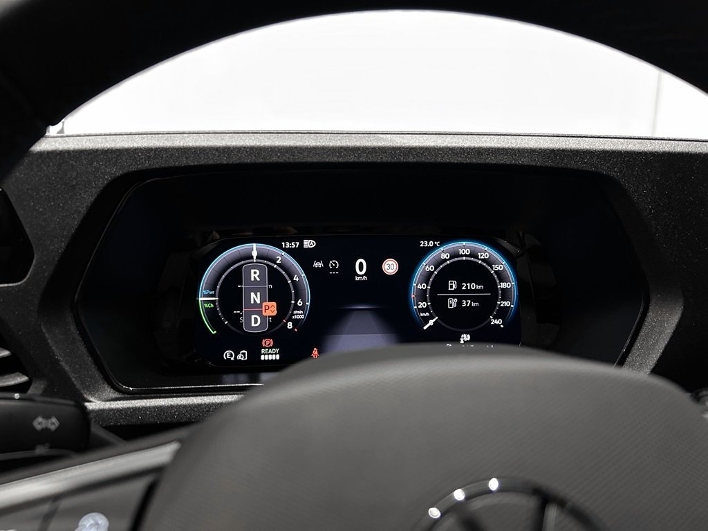 Volkswagen Caddy Cargo eHybrid DSG Sekventiell, 150hk, 2025