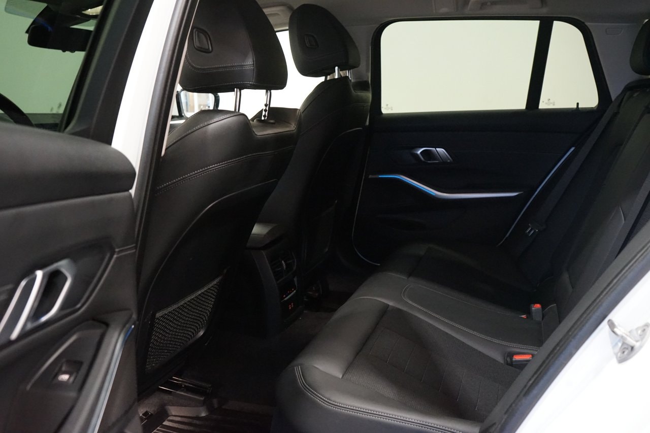 BMW 330e Touring Steptronic, 8-trins, 292ps, 2021