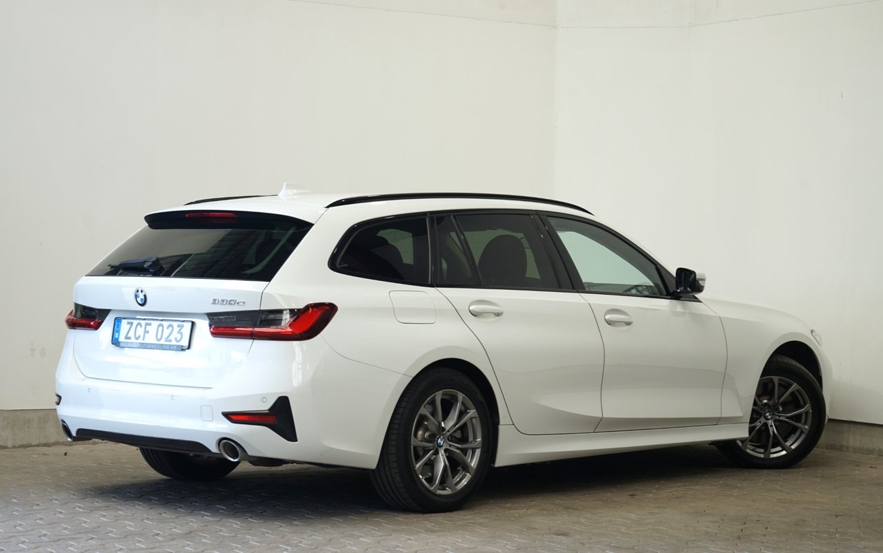 BMW 330e Touring Steptronic, 8-trins, 292ps, 2021