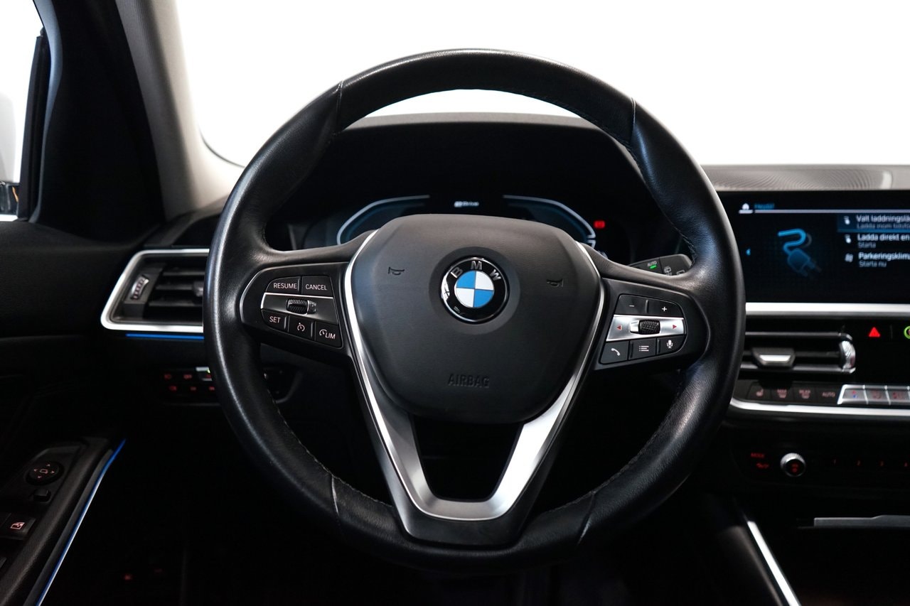 BMW 330e Touring Steptronic, 8-trins, 292ps, 2021