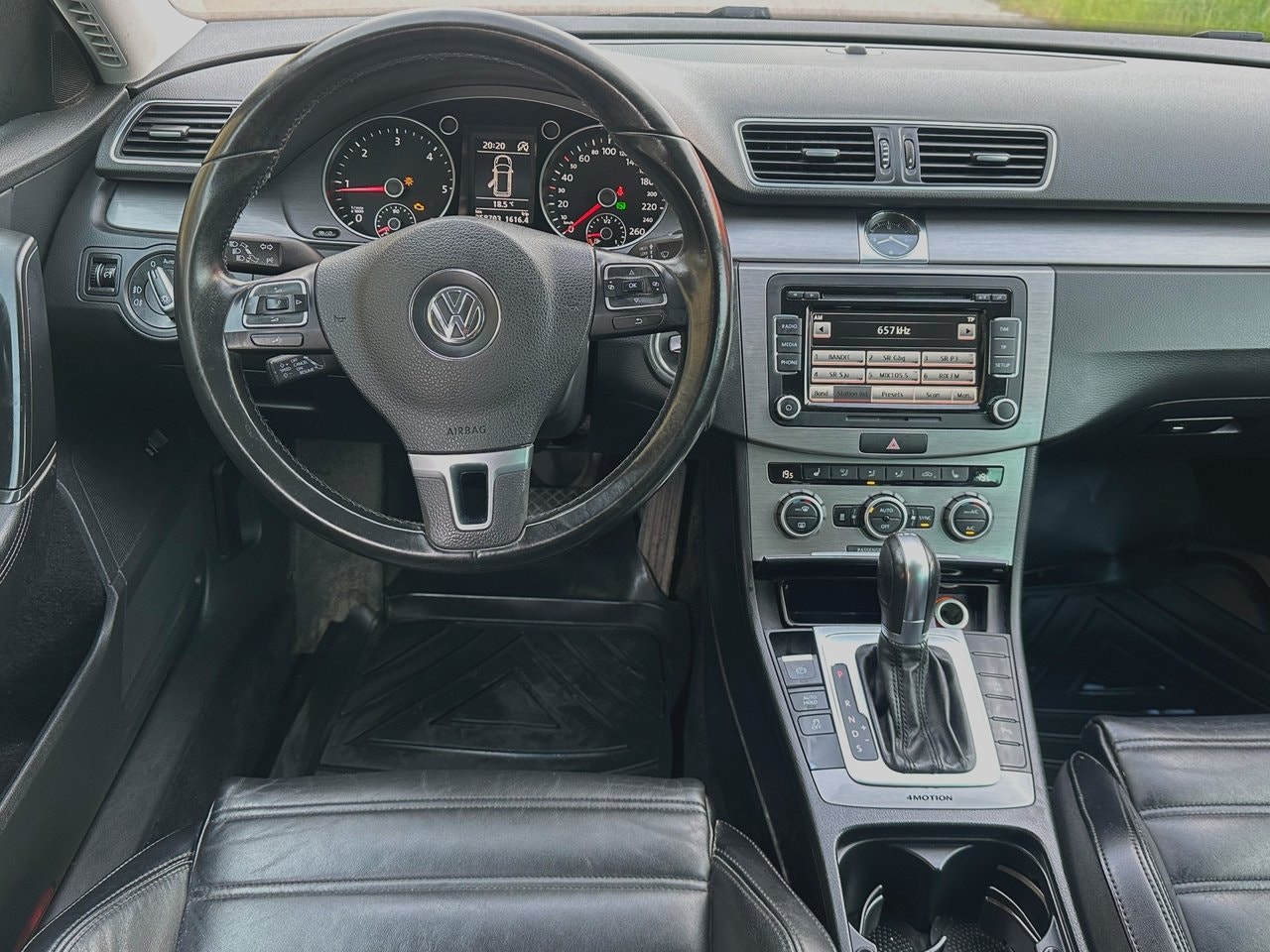 Volkswagen Passat — bild 8 av 10