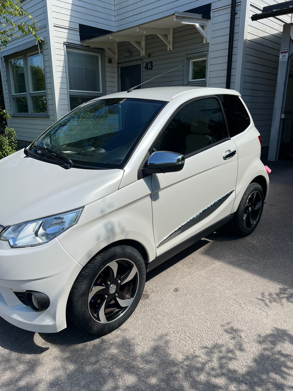 Aixam City 0.5 CVT, 8hp, 2017