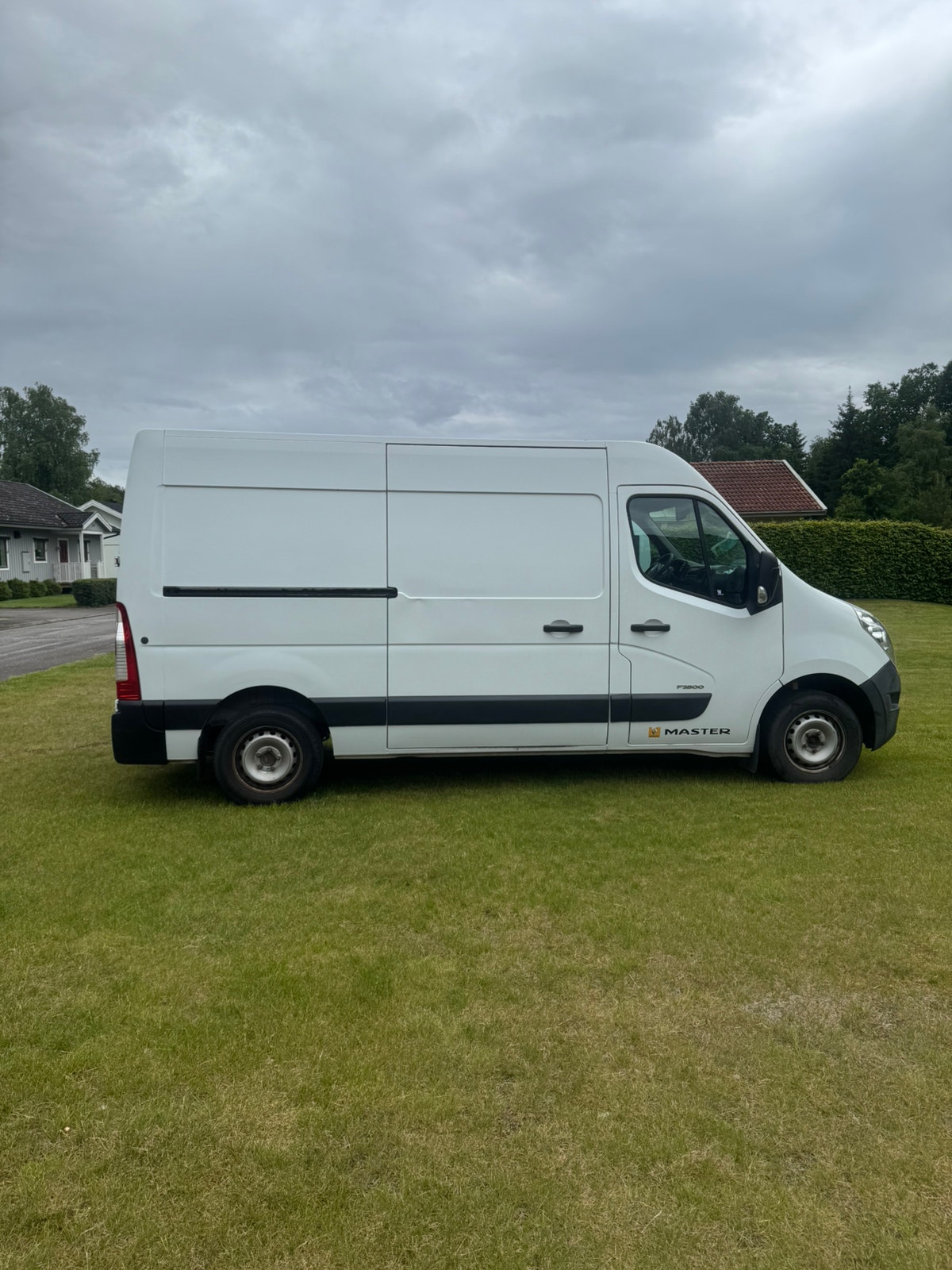 Renault Master 3.5 T 2.3 dCi Manual, 6-trins, 125ps, 2011
