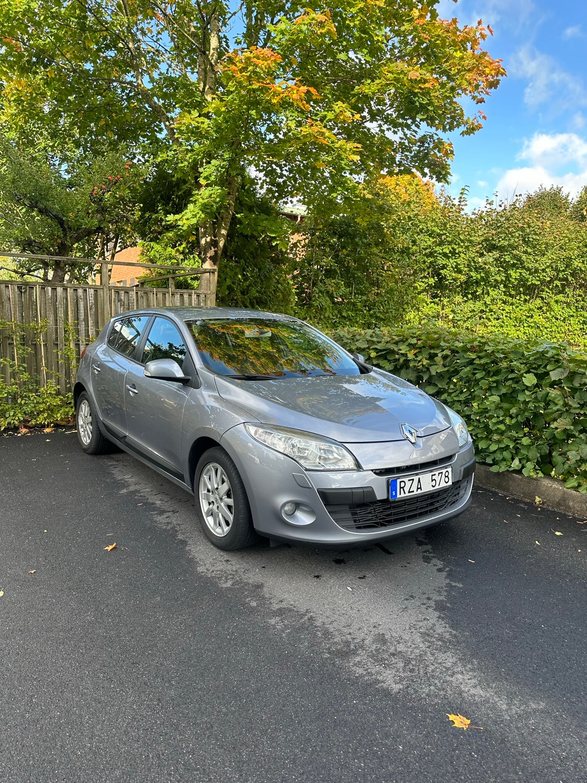 Renault Mégane 1.5 dCi Manual, 90hp, 2011