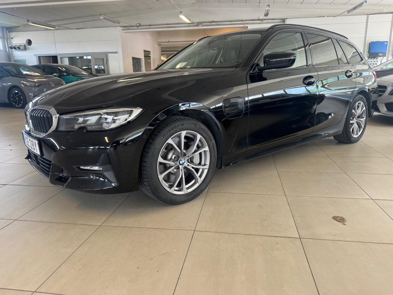 BMW 330e Touring Steptronic, 292hp, 2021