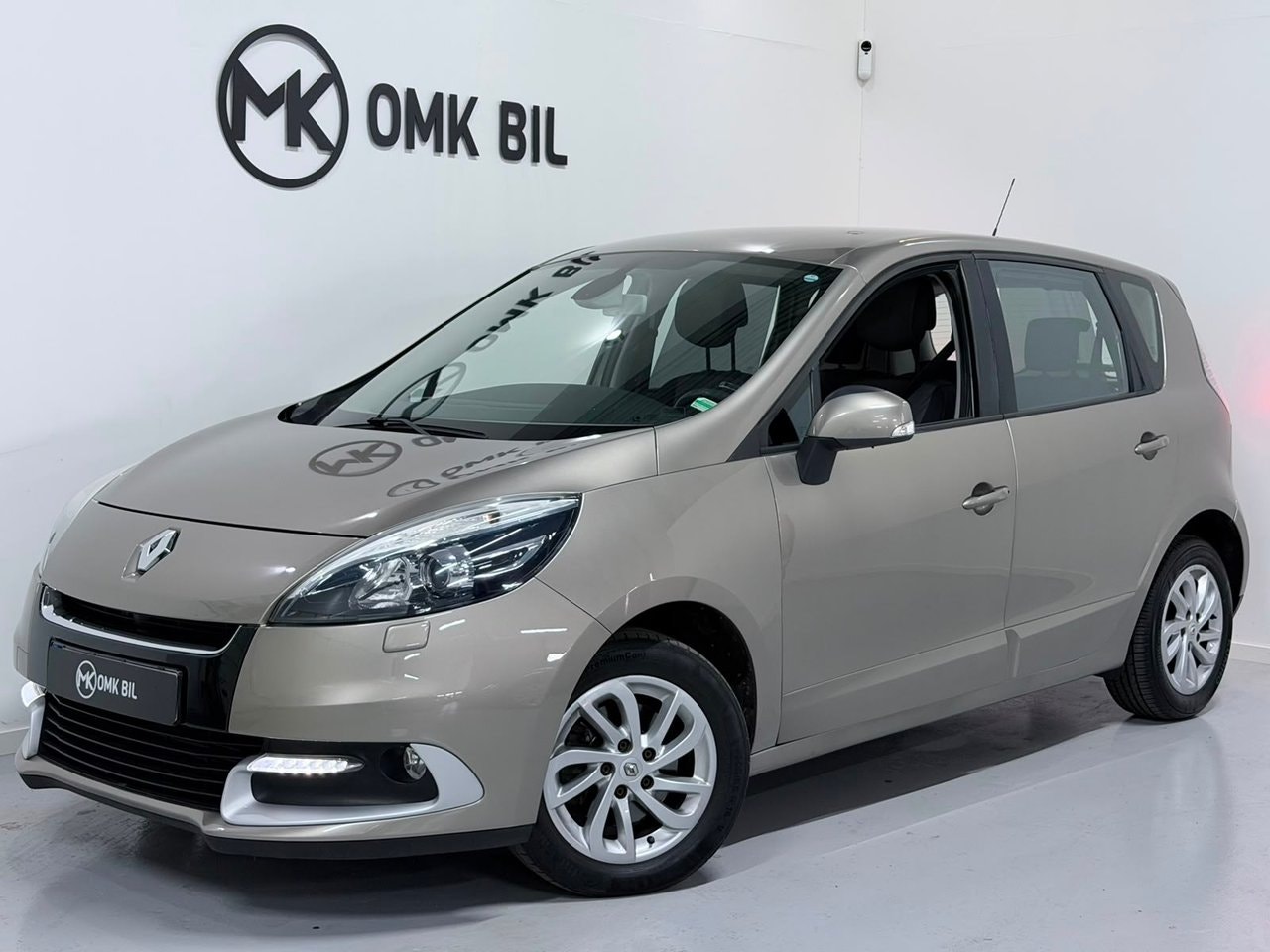 Renault Scénic 1.5 dCi Manual, 6-trins, 95ps, 2013