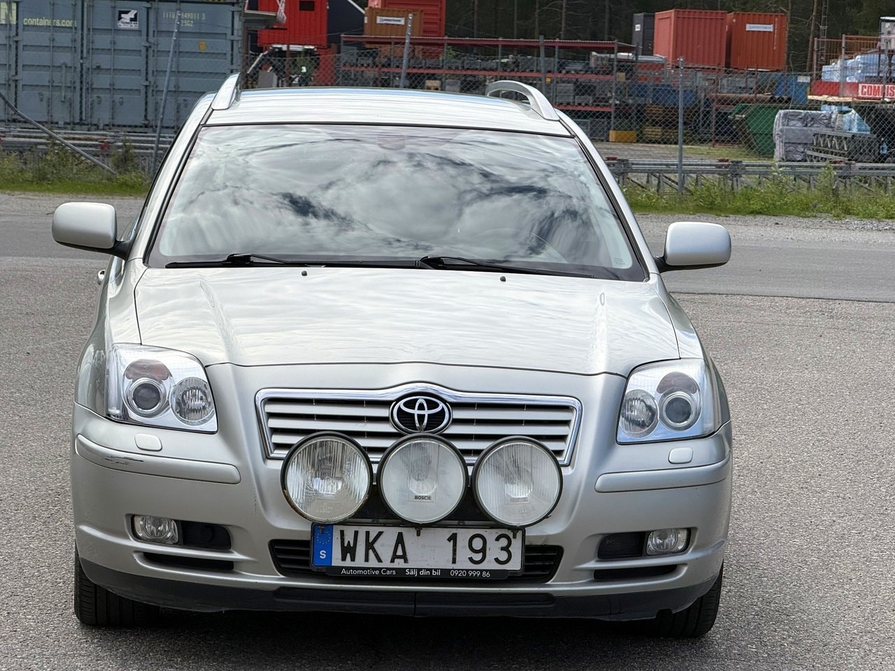 Toyota Avensis — bild 3 av 11