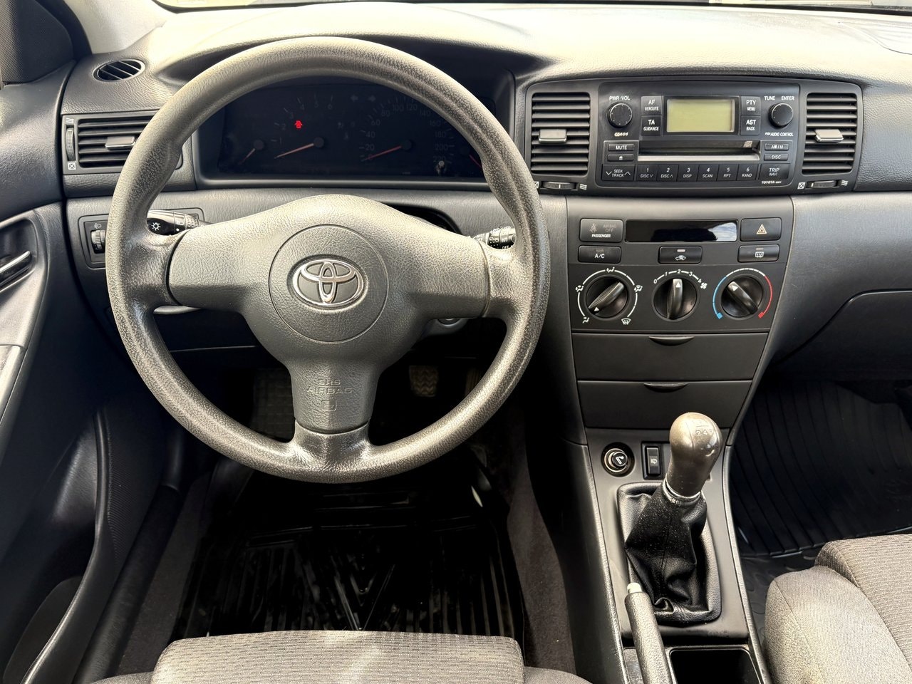 Toyota Corolla — bild 8 av 9