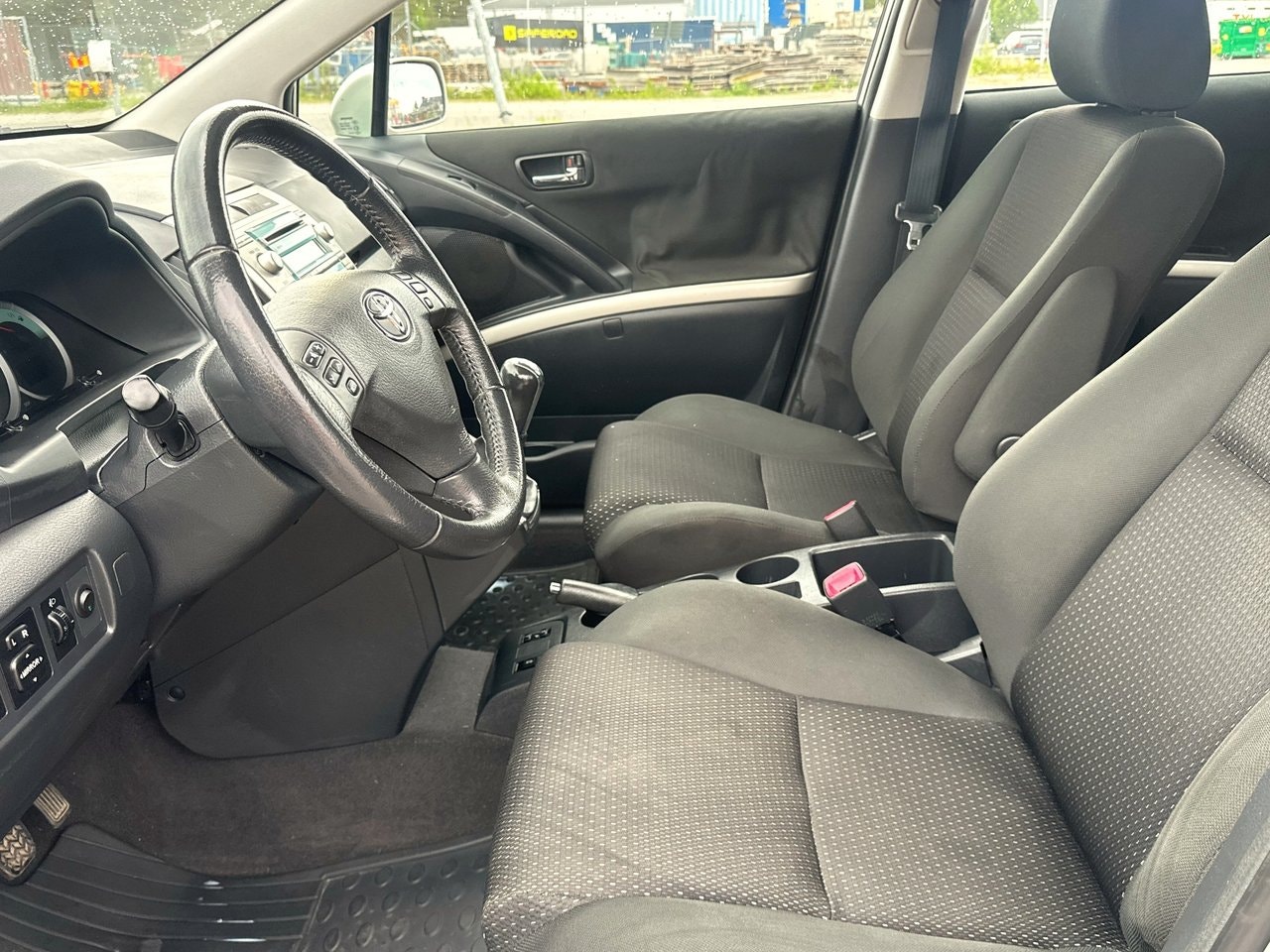 Toyota Corolla Verso — bild 10 av 10