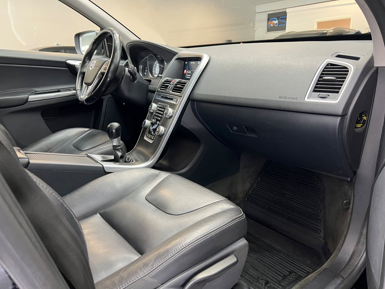 Volvo XC60 D4 AWD Manual, 6-trins, 190ps, 2016