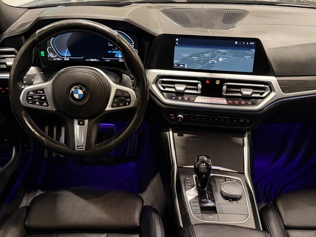 BMW 330e Touring Steptronic, 8-trins, 292ps, 2021