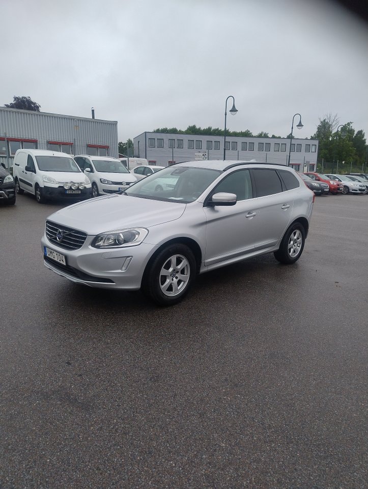 Volvo XC60 190 л.с.