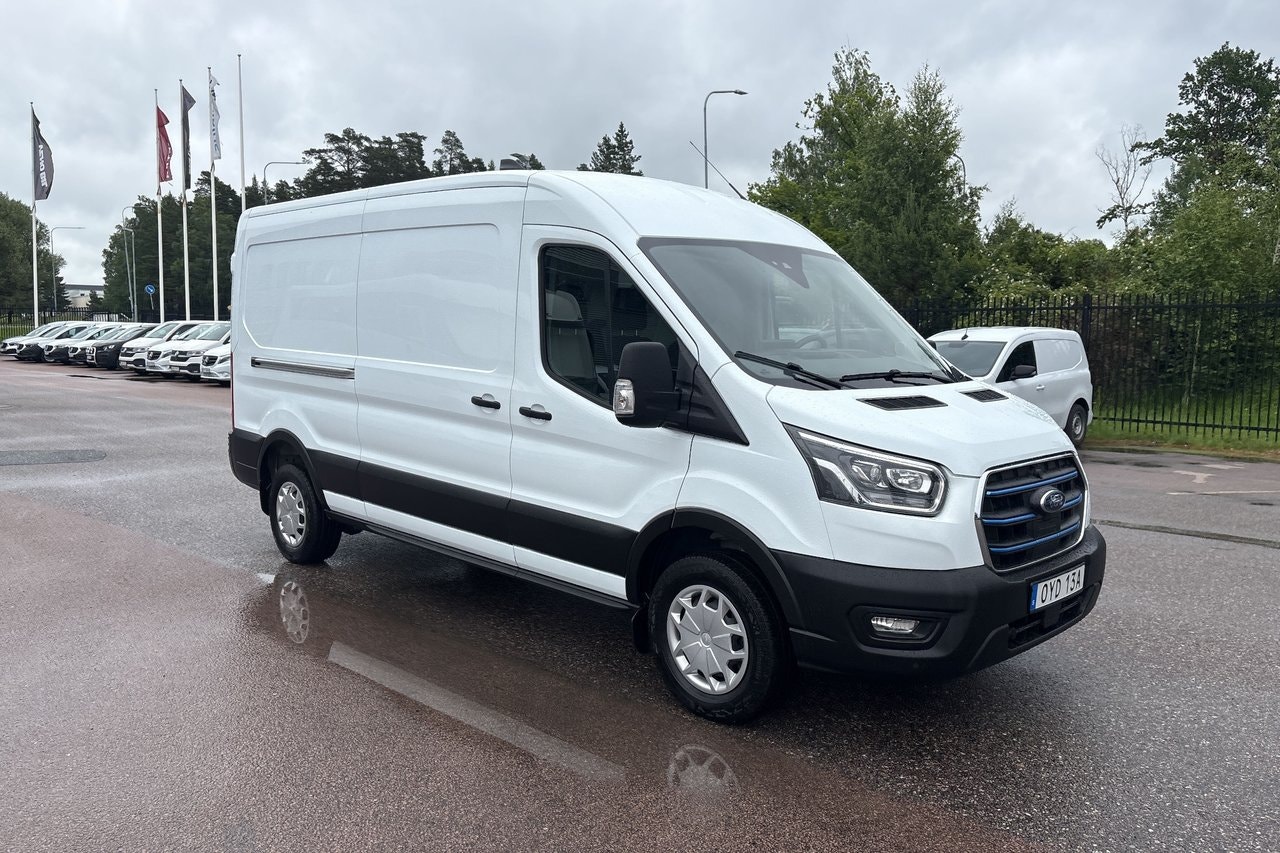 Ford E-Transit 350, 184hp, 2023