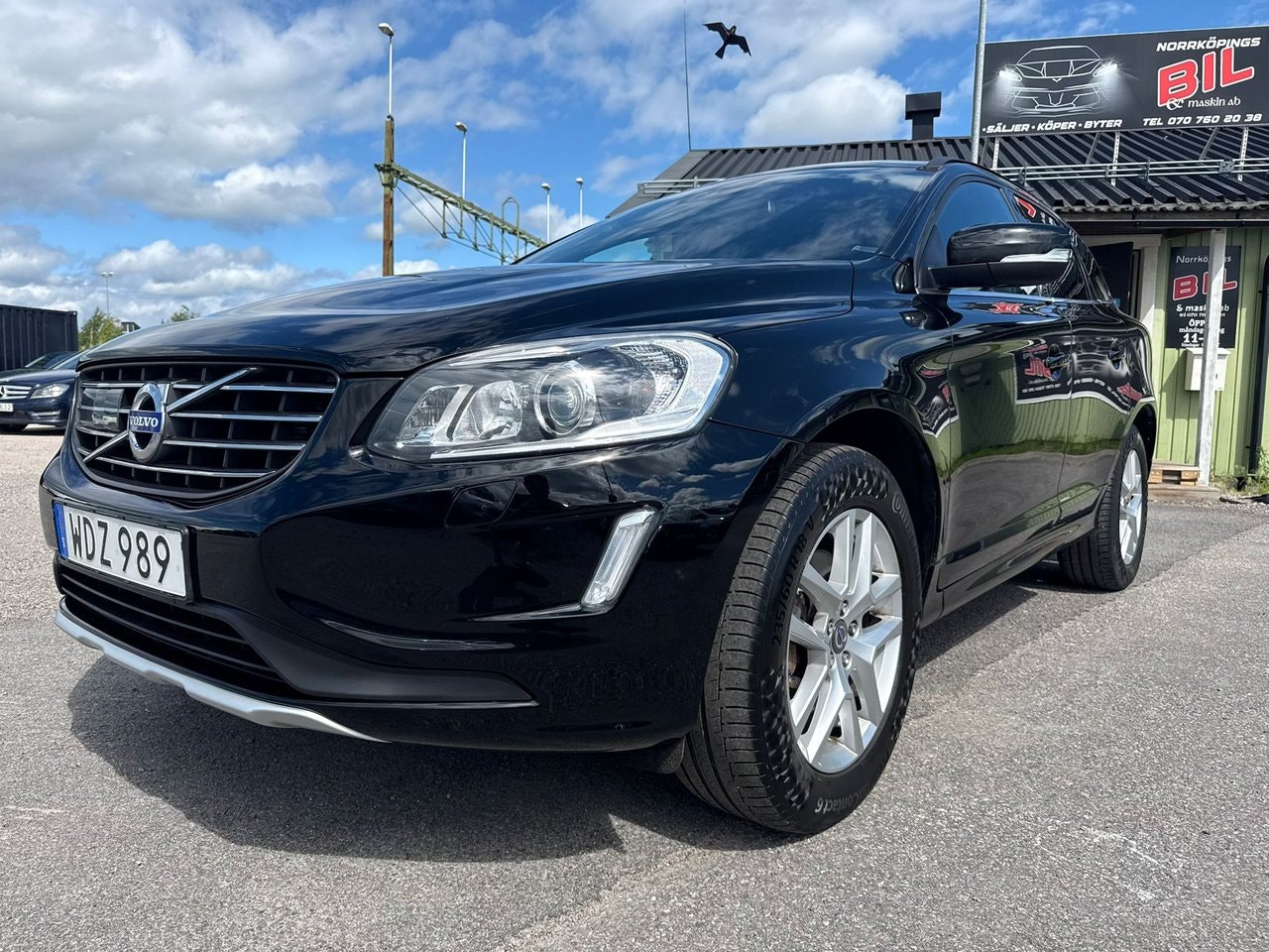 Volvo XC60 190 л.с.