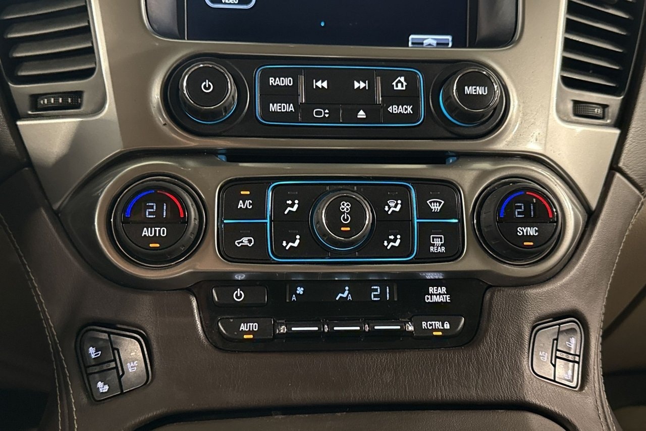 Chevrolet Suburban 5.3 V8 E85 4WD Hydra-Matic, 360hp, 2015