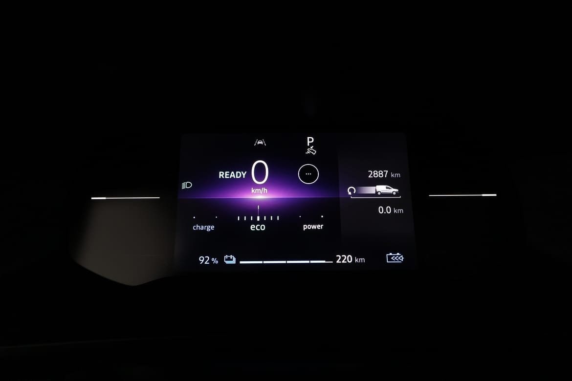 Renault Kangoo E-Tech, 122hk, 2025