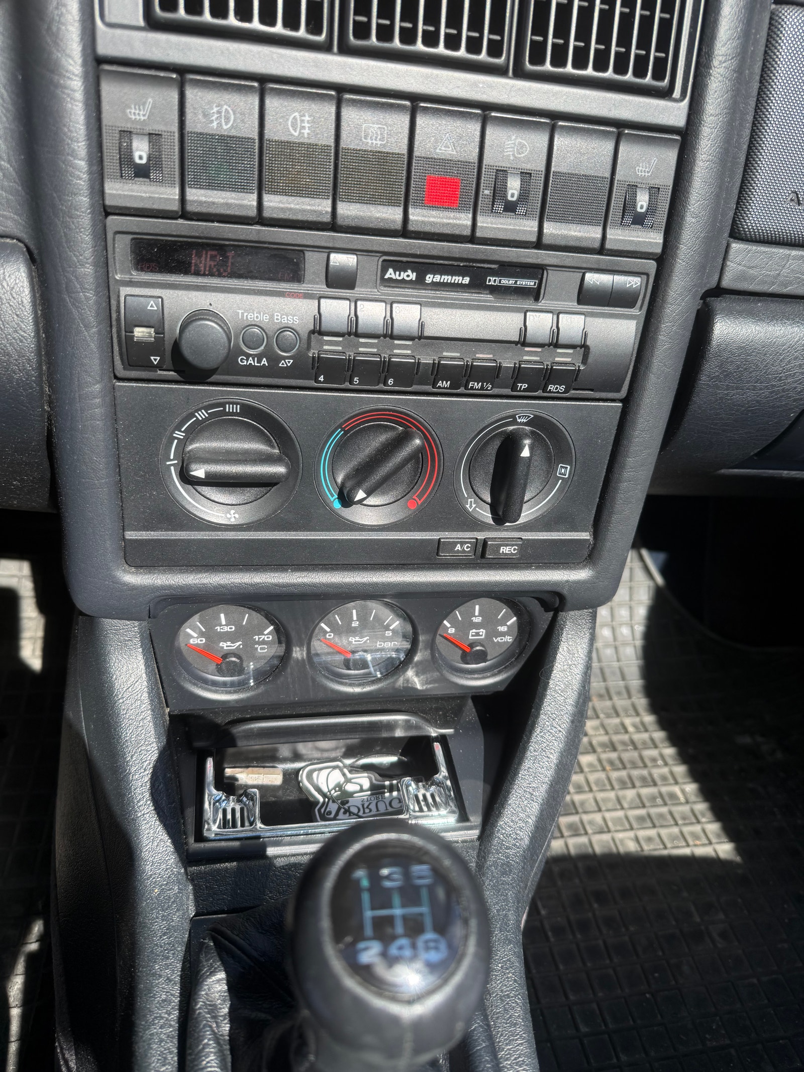 Audi Cabriolet 2.0 E Manual, 5-trins, 115ps, 1997