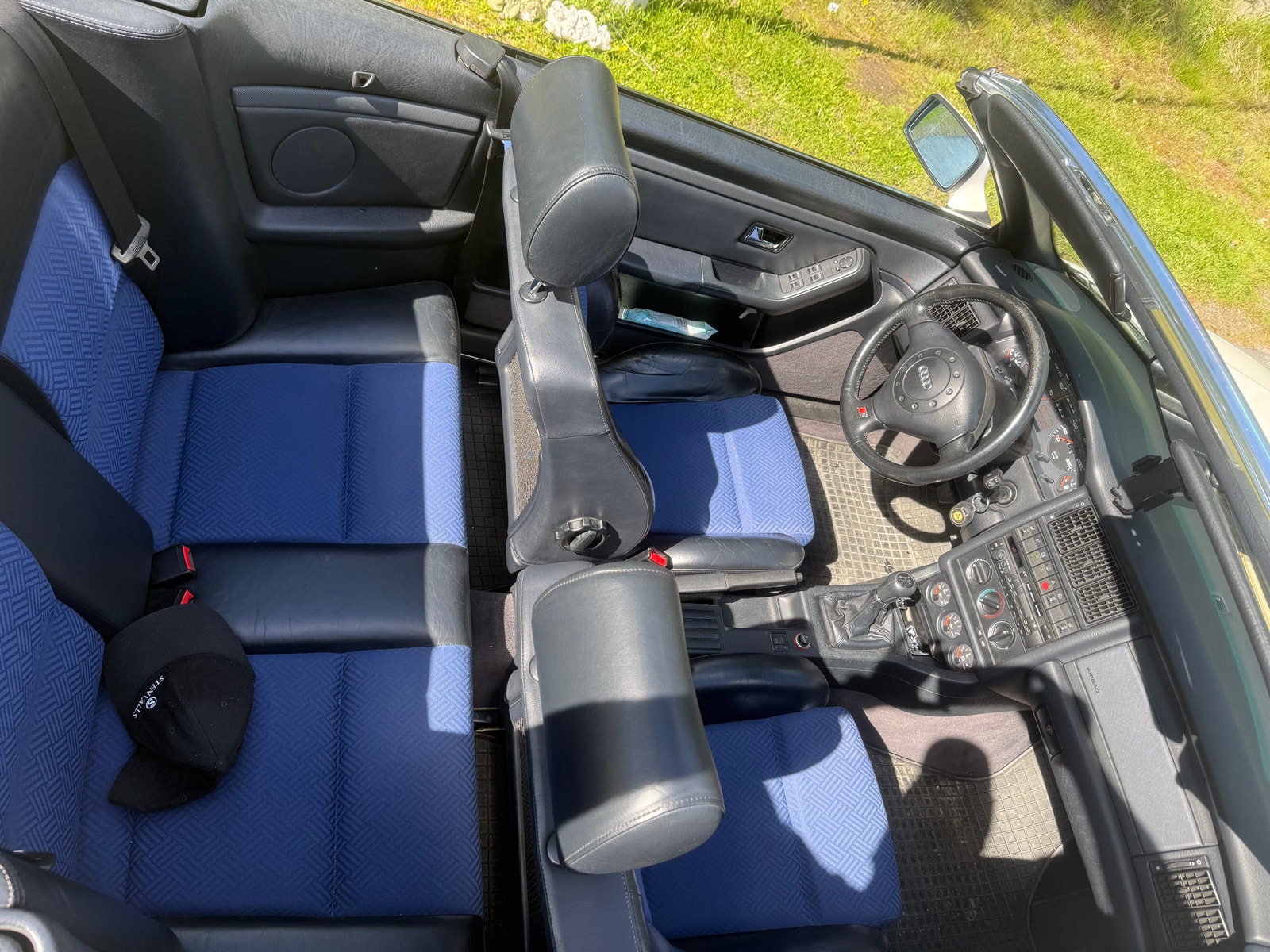 Audi Cabriolet 2.0 E Manual, 5-trins, 115ps, 1997