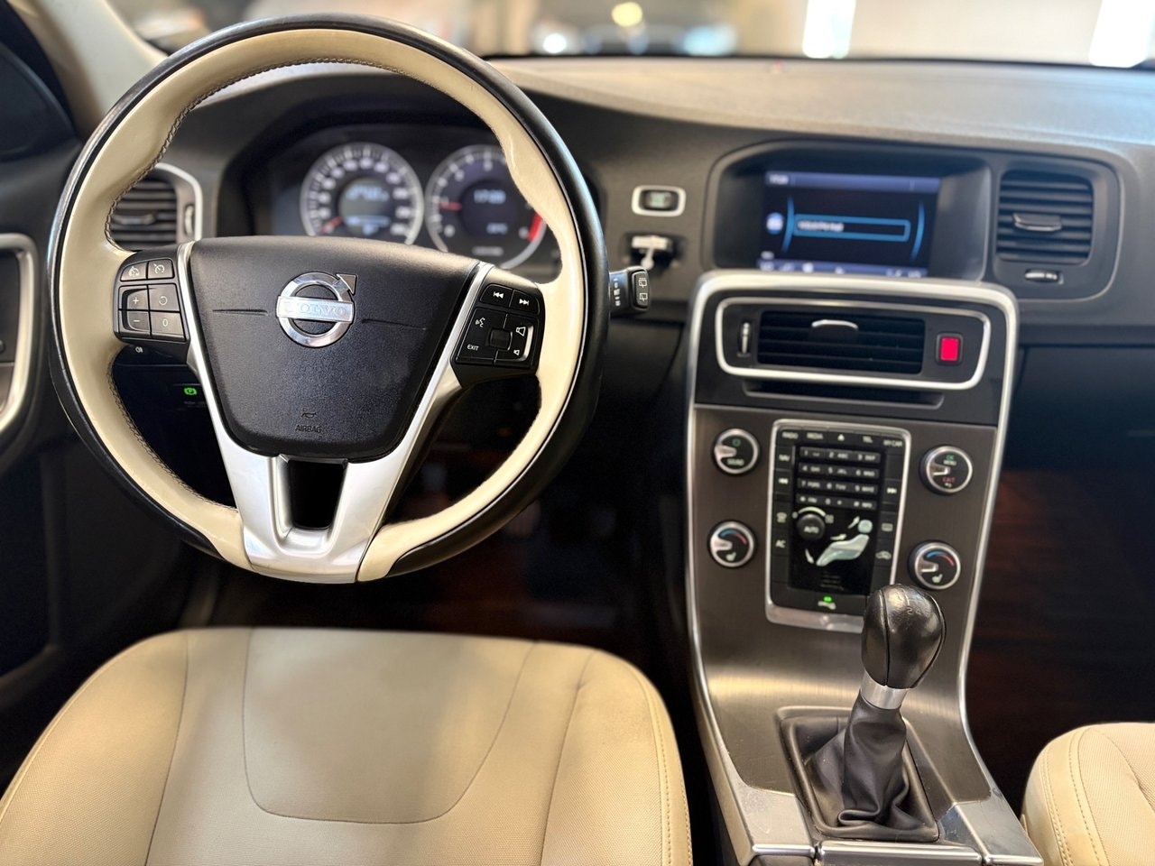 Volvo V60 DRIVe Manual, 6-trins, 115ps, 2012