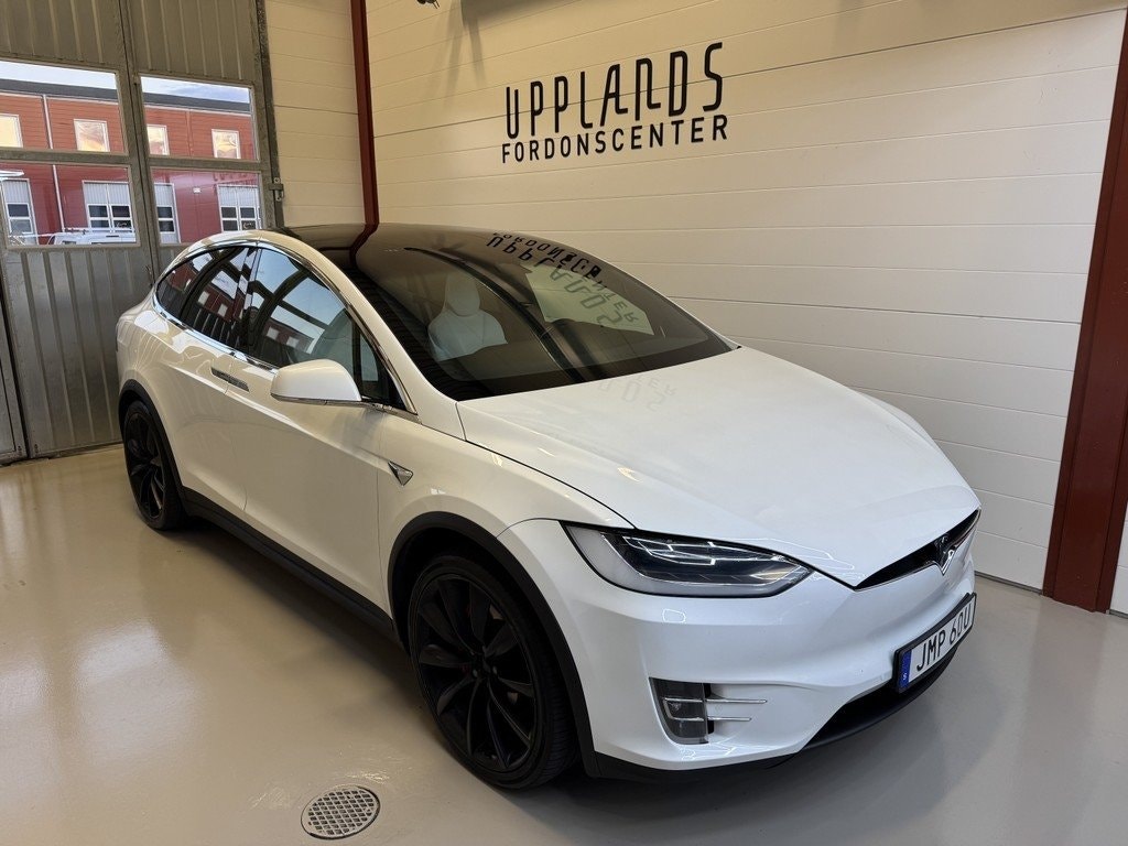 Tesla Model 772 hp