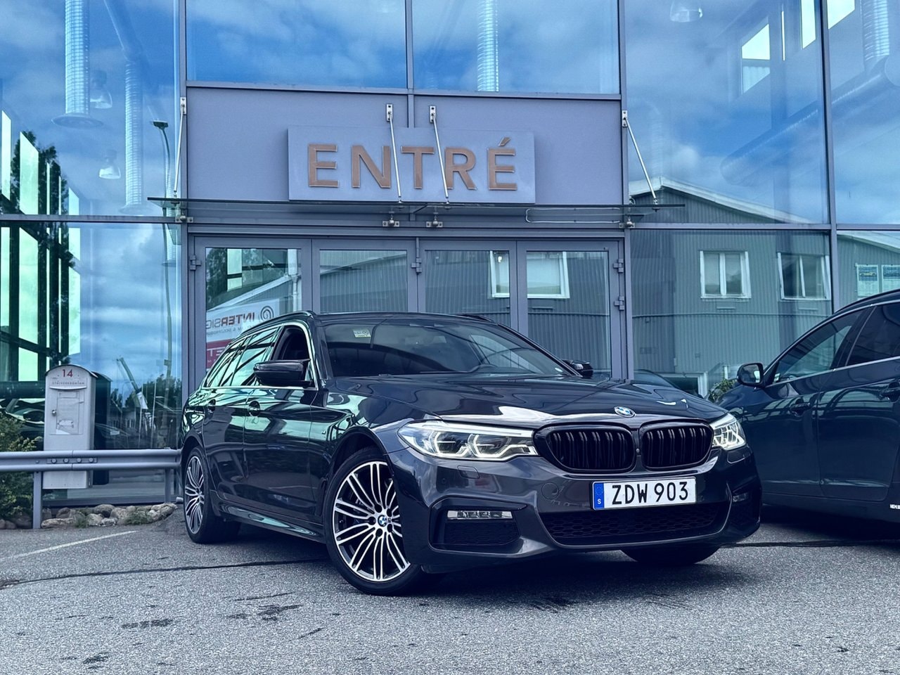 BMW 540i xDrive Touring Steptronic, 8-trinn, 340hk, 2018
