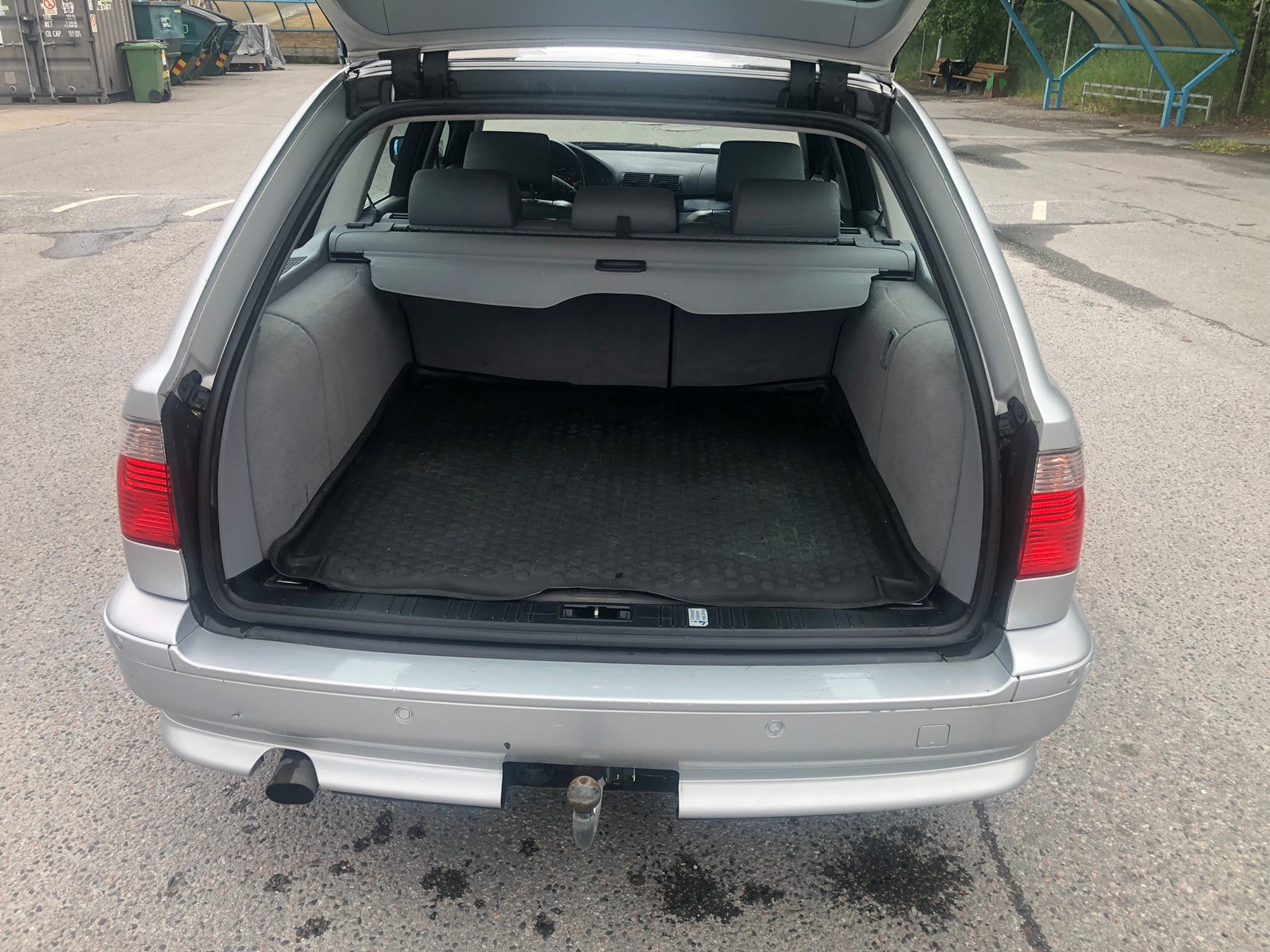 BMW 530i Touring Manual, 231hp, 2002