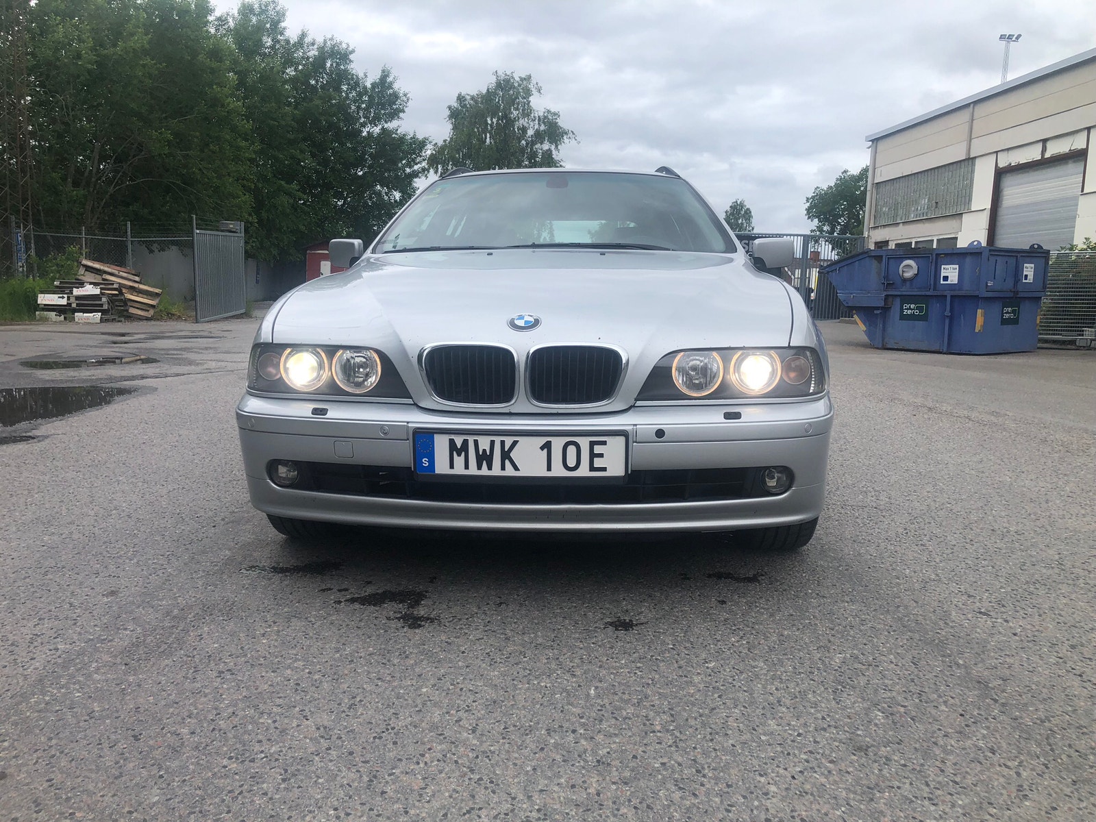 BMW 530i Touring Manual, 231hp, 2002
