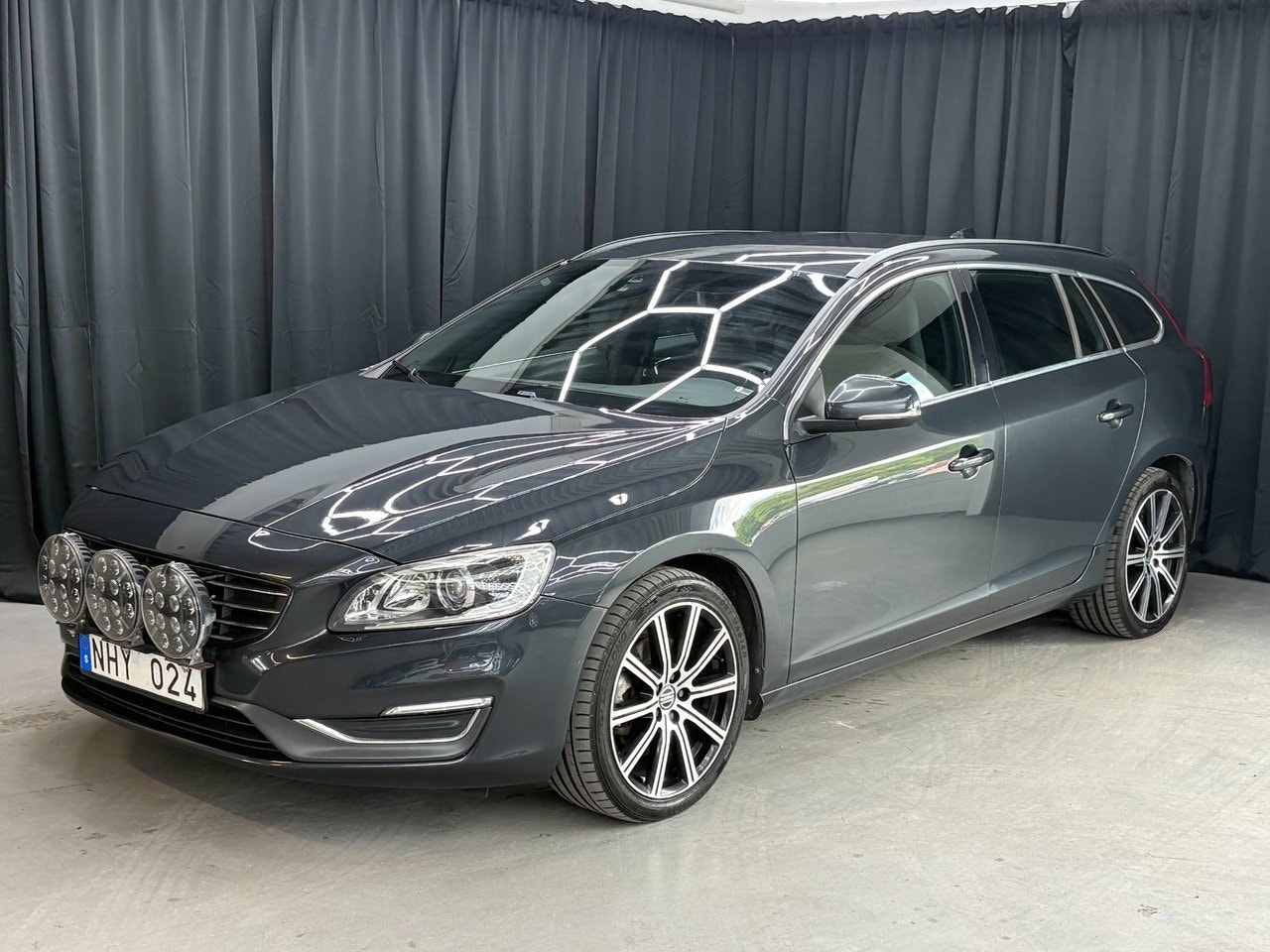 Volvo V60 D2 Powershift 6, 6-trins, 115ps, 2014