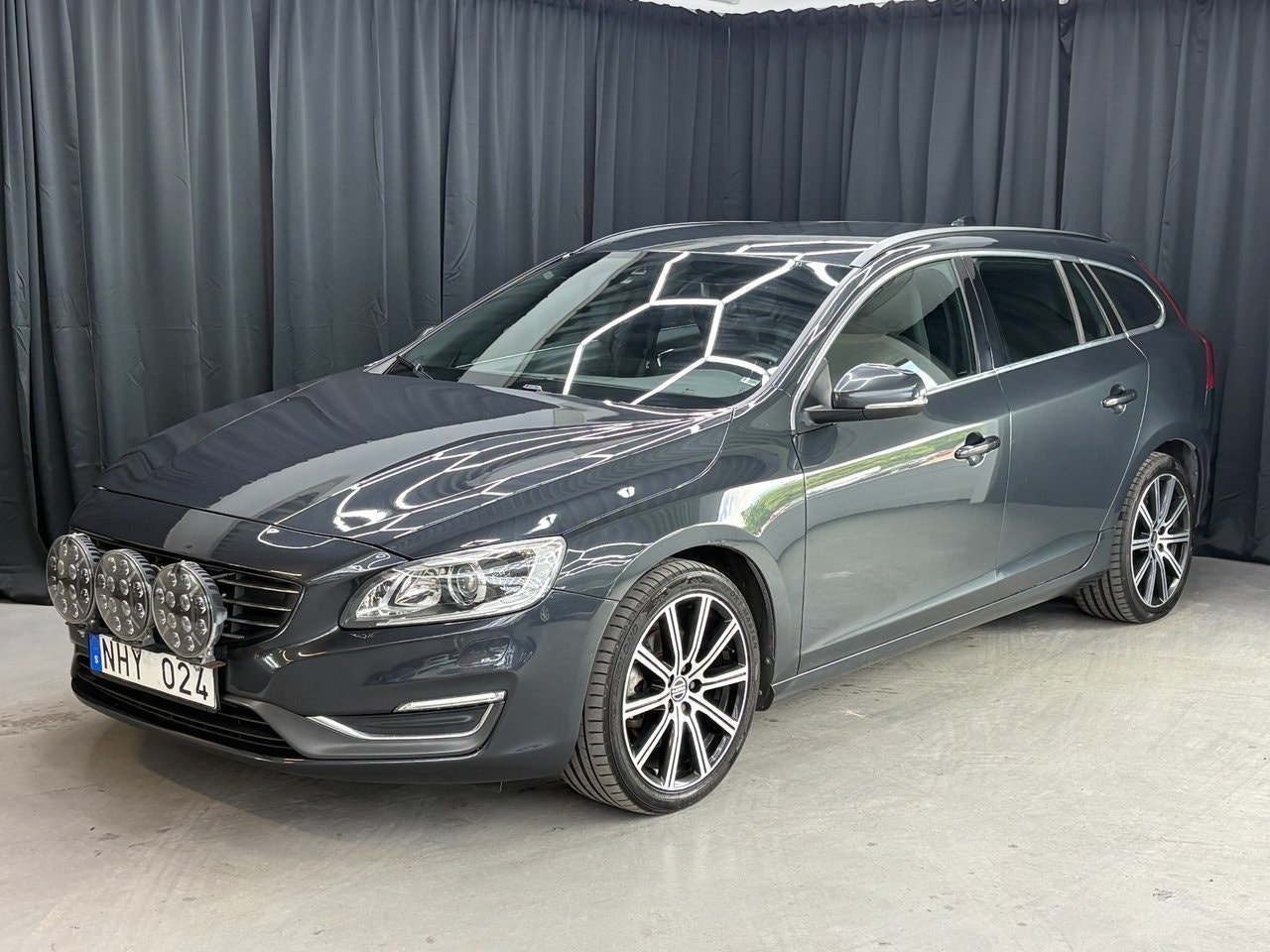 Volvo V60 D2 Powershift 6, 6-trins, 115ps, 2014