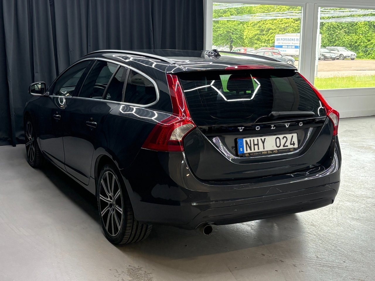 Volvo V60 D2 Powershift 6, 6-trins, 115ps, 2014