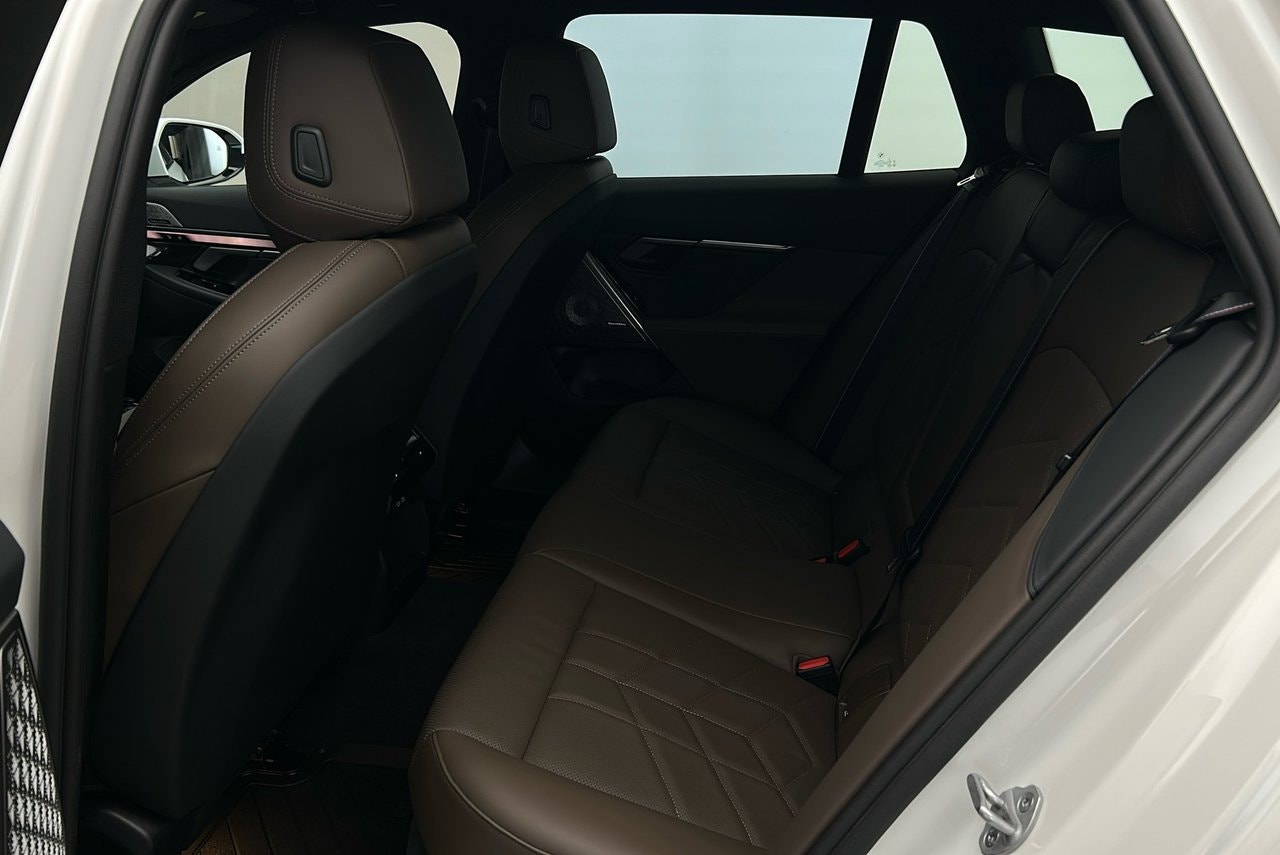 BMW i5 eDrive40 Touring, 340hk, 2025