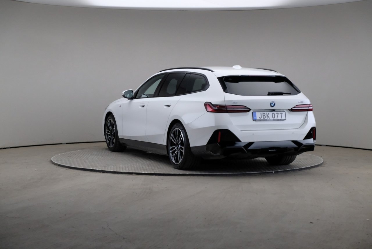 BMW i5 eDrive40 Touring, 340hk, 2025