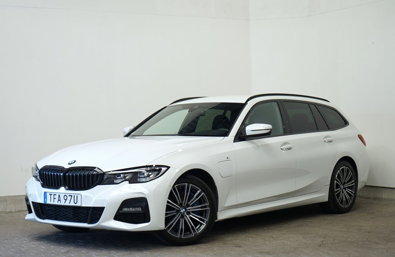 BMW 330e Touring Steptronic, 8-trins, 292ps, 2021